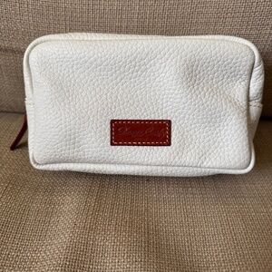Dooney & Bourke white leather accessory makeup bag